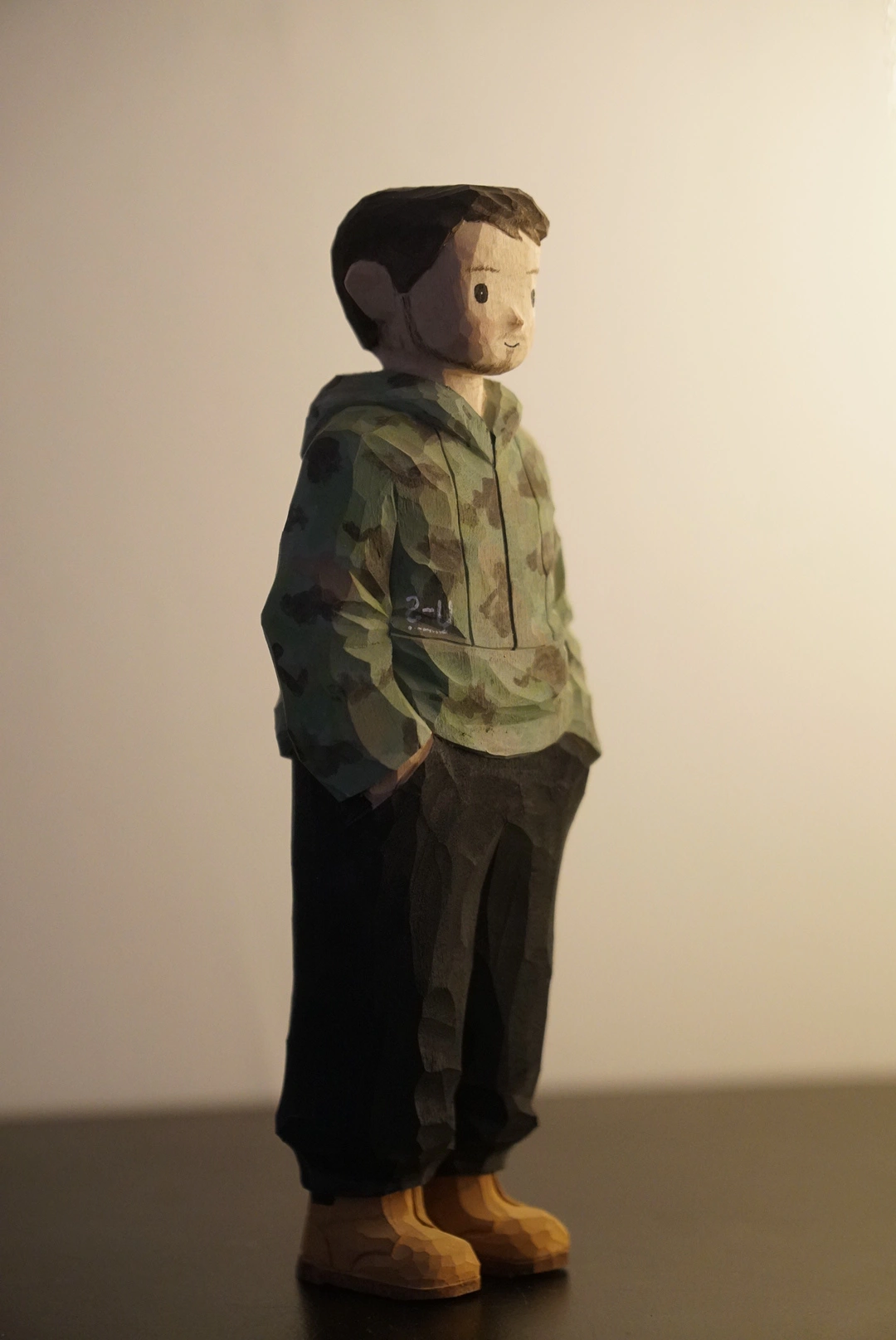 Commissioned figure wood carving (production period approximately 20 days)