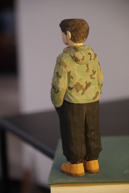 Commissioned figure wood carving (production period approximately 20 days)